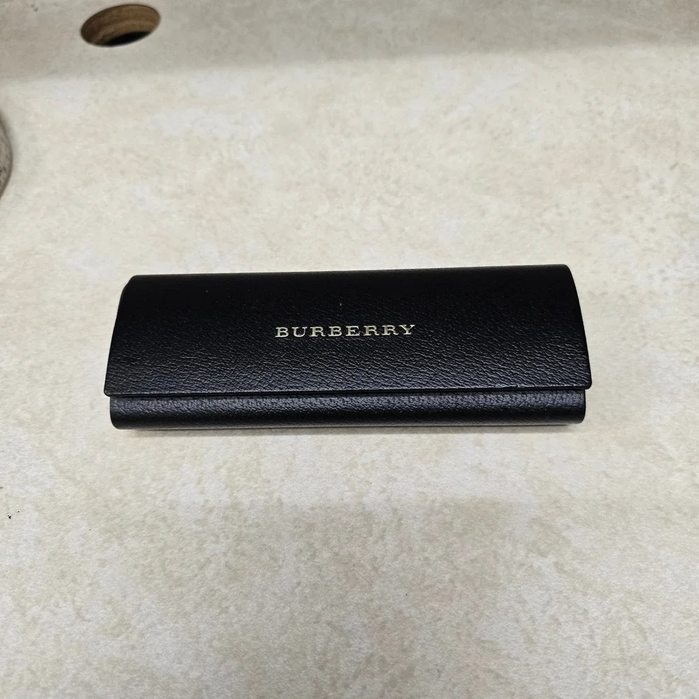 Burberry Black Textured Hard Shell Sunglasses Eyeglasses Case Gold Logo